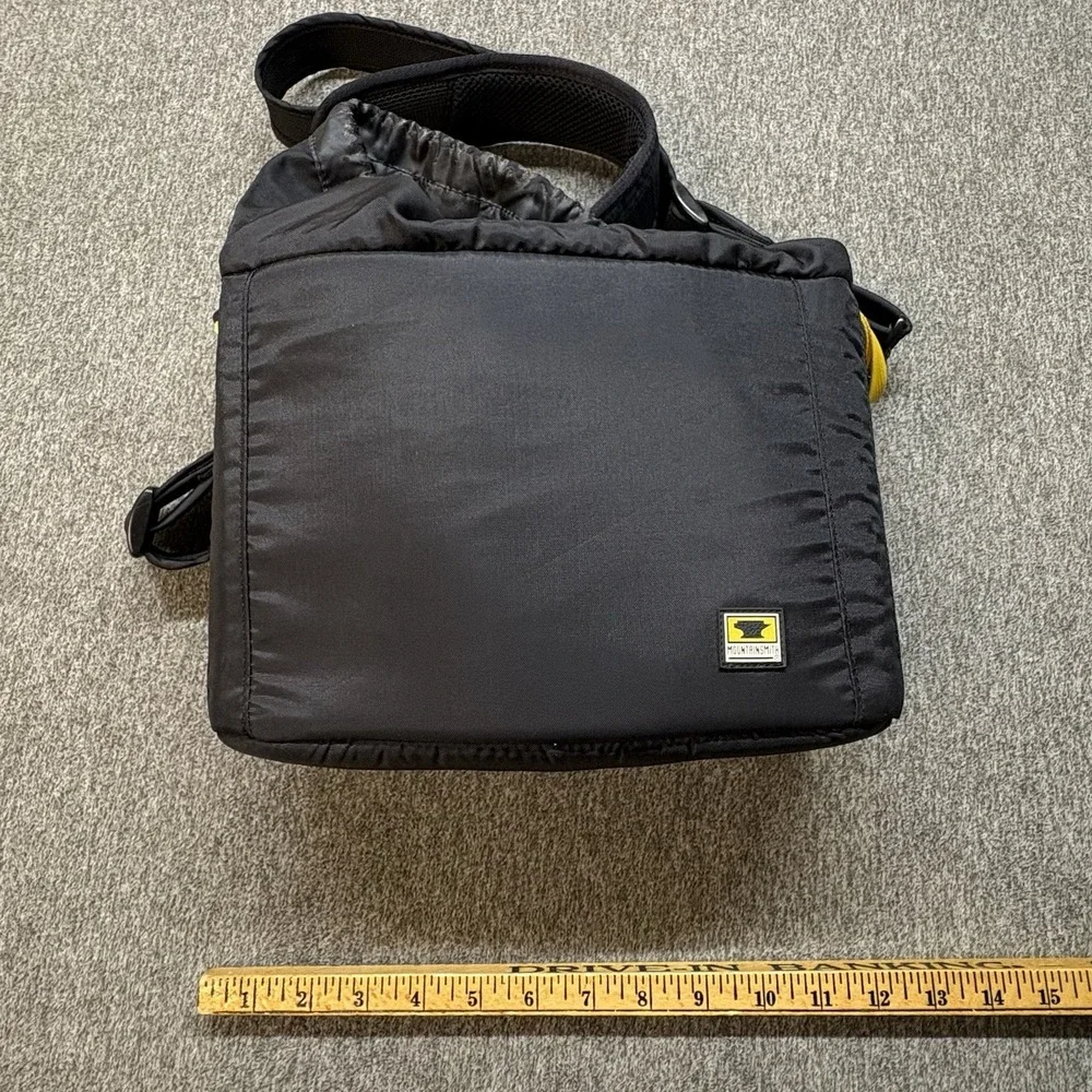 Mountainsmith Camera Bag‎ Black Shoulder Case w/ Divider Inserts